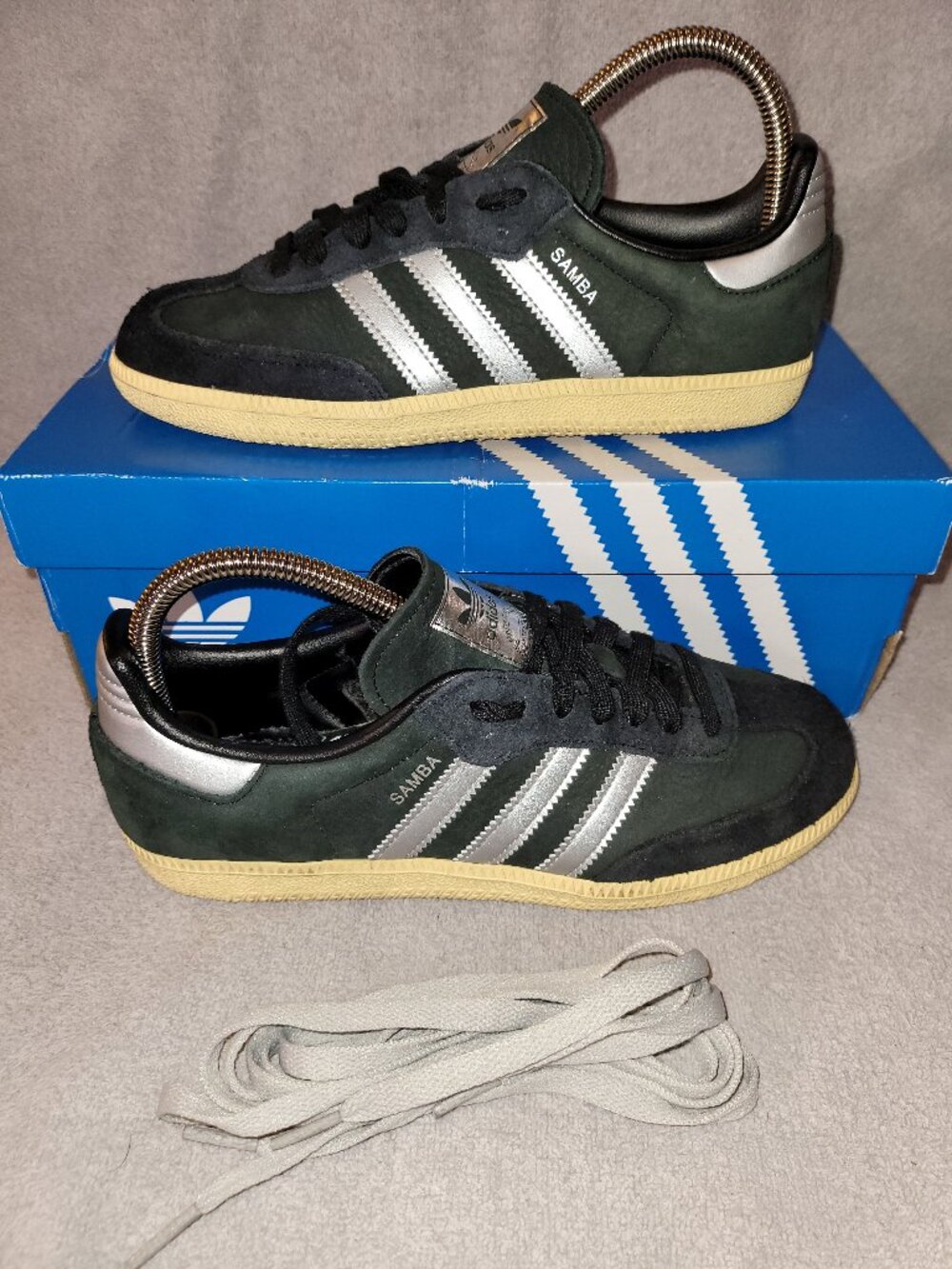 Adidas Samba Women's Size 6.5 Black/Silver/Yellow Samba OG Sneakers IE8128